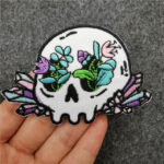 woven embroidered patcehs custom made iron on velcro sticker